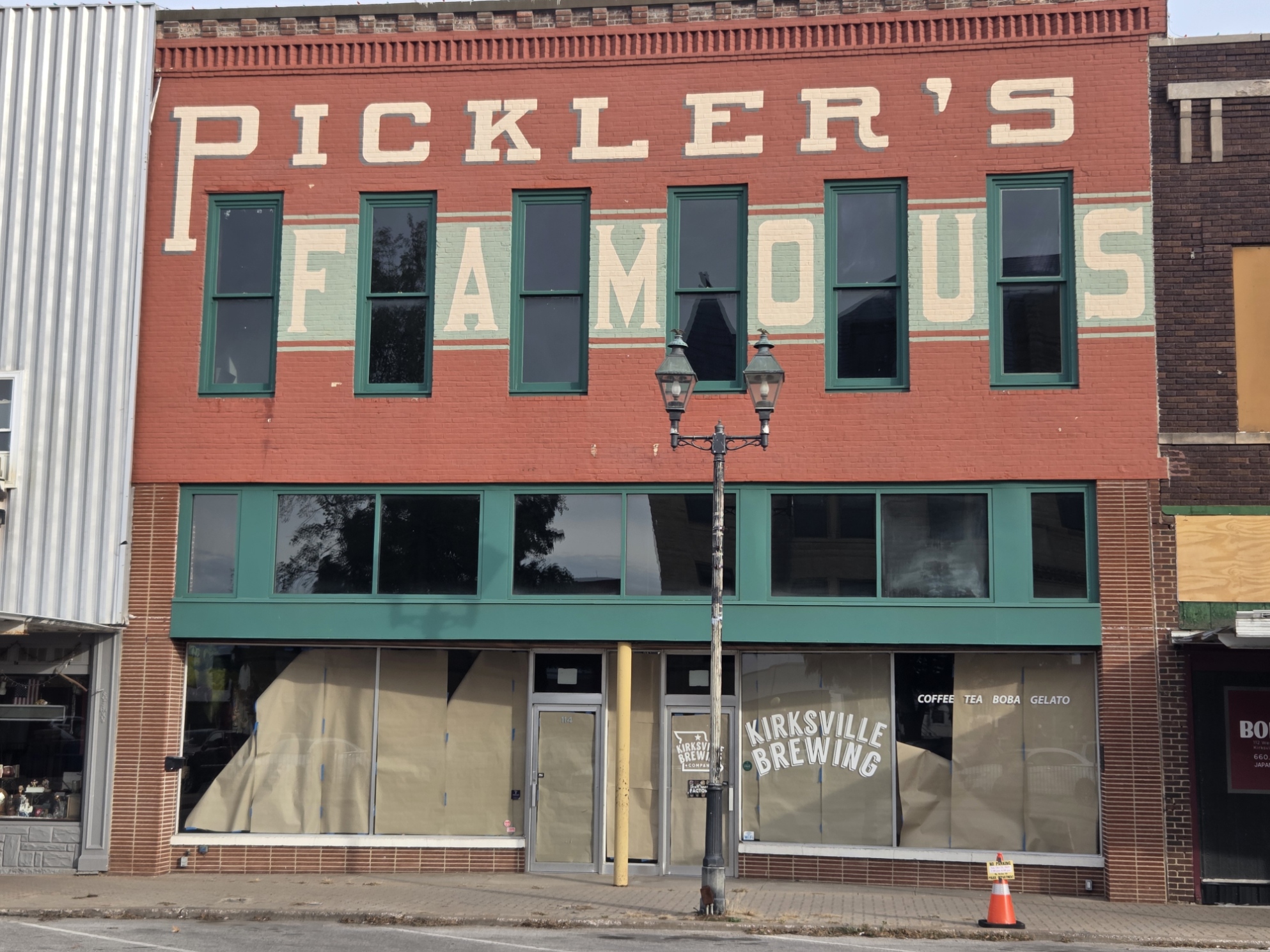 Kirksville Brewery: Former storefront on the Kirksville square, closed 2025.